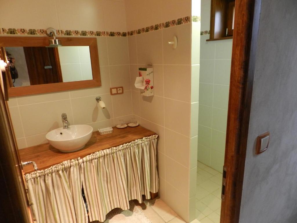 Les Mout'Anes Bed & Breakfast Saint-Hilaire-sur-Helpe Phòng bức ảnh